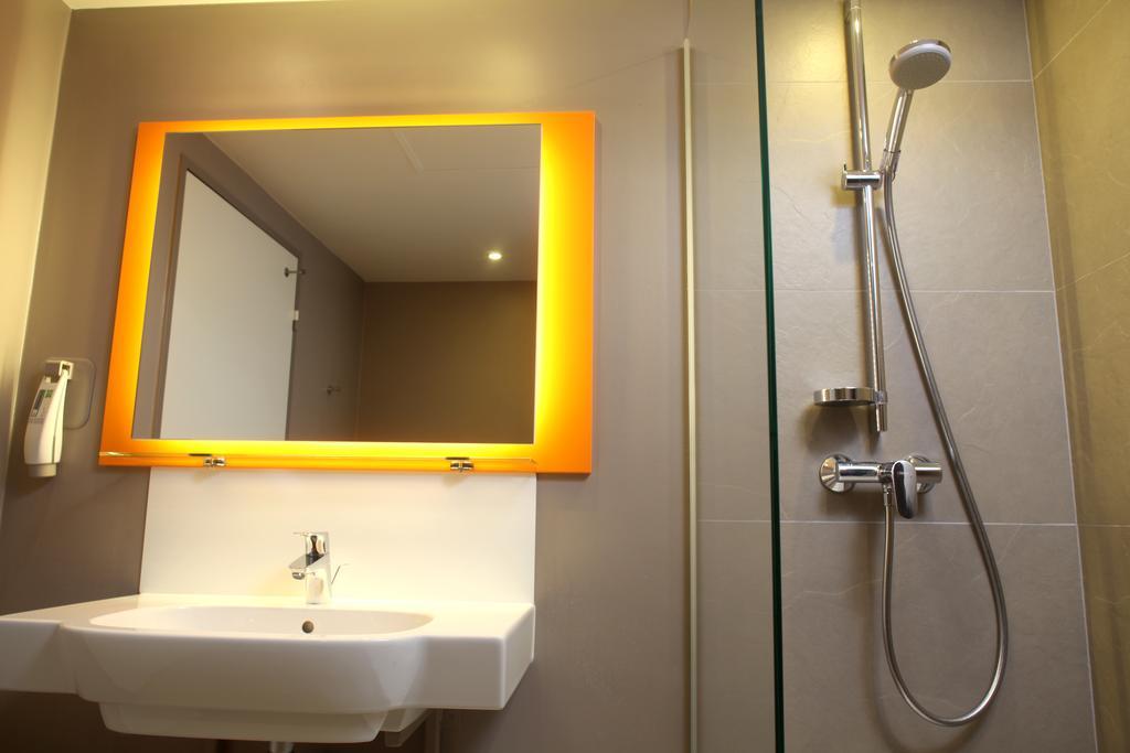 Готель Ibis Styles Ж'єн Номер фото